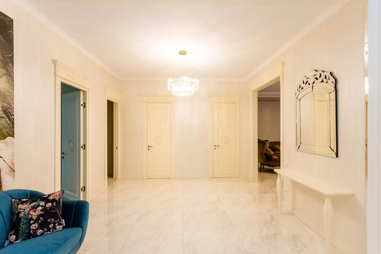 The Grand Apartment Tbilisi Exterior foto